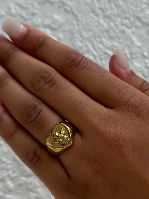 ANGEL HEART RING