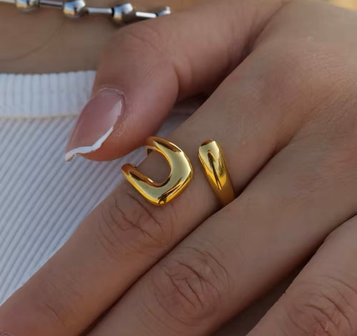 ANA RING